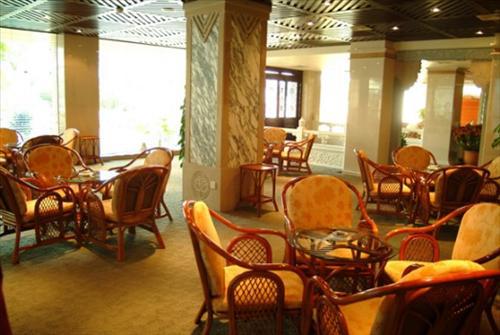 International Hotel Licsiang Étterem fotó